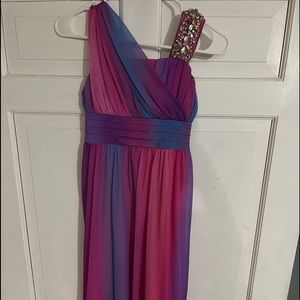 Spring is here! Beautiful girls formal dress.